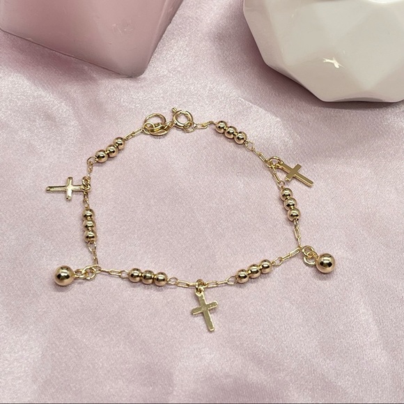 18k Gold Filled Cross Bracelet 7.5" Long ✨ - Picture 2 of 3